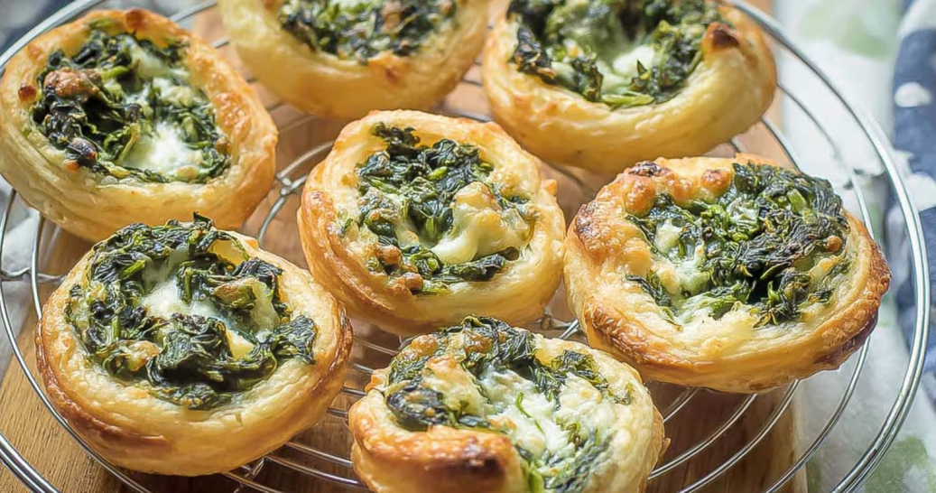 Creamy Spinach Puff Pastry Bites